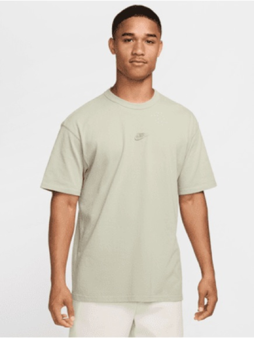 NWT NIKE Men’s Sportswear Premium Essentials Tee Size Medium
